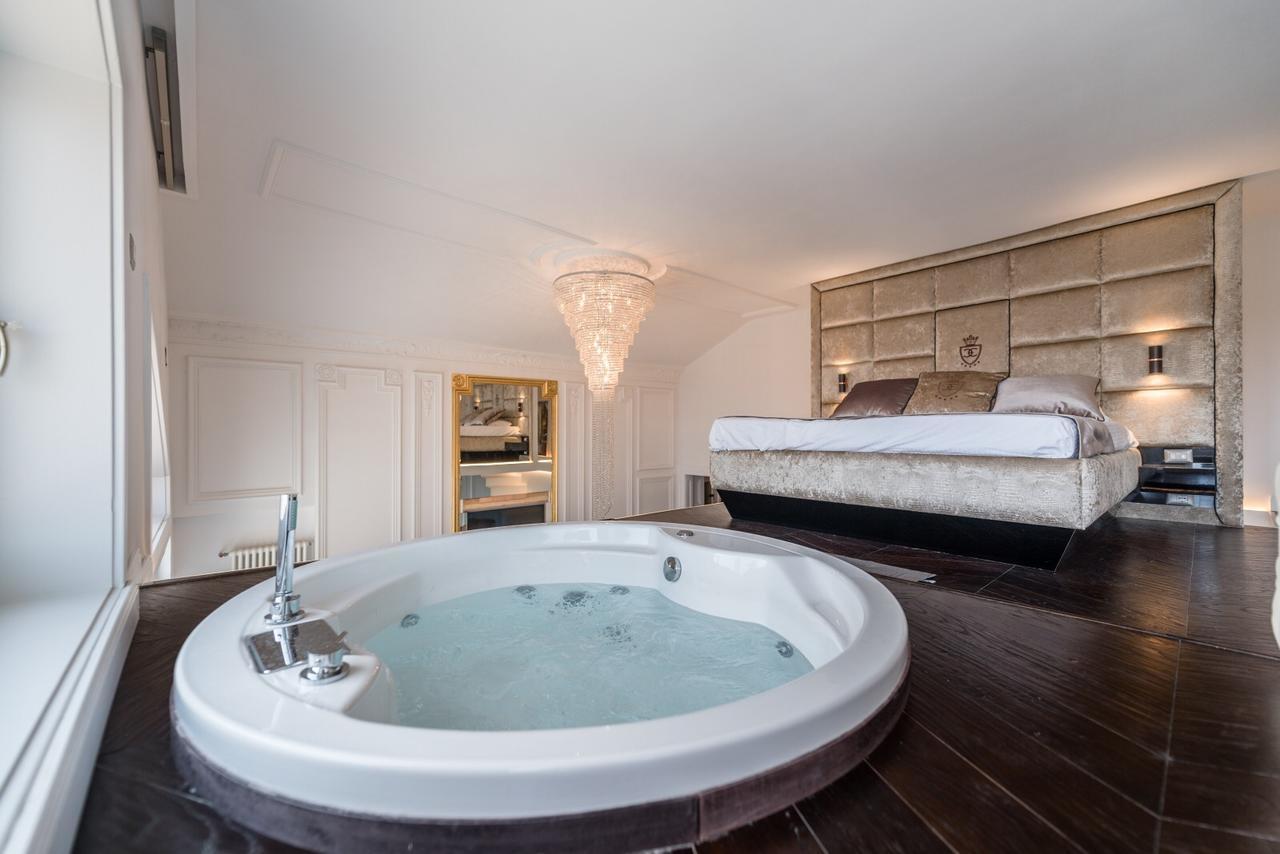 Luxury Suites Down Town ブダペスト エクステリア 写真